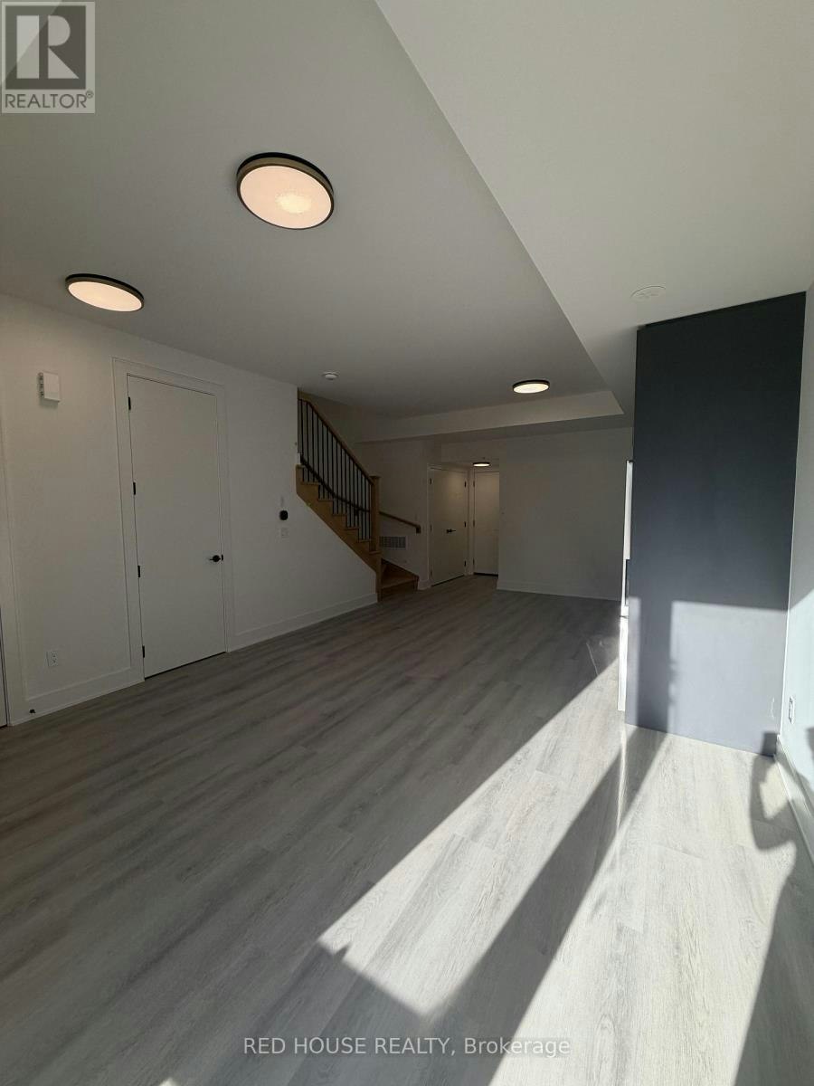 238 Ellis Avenue, St. Catharines, ON, L2P 0H2 - 4