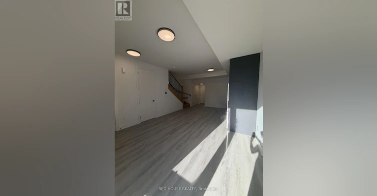 238 Ellis Avenue, St. Catharines, ON, L2P 0H2 - 4