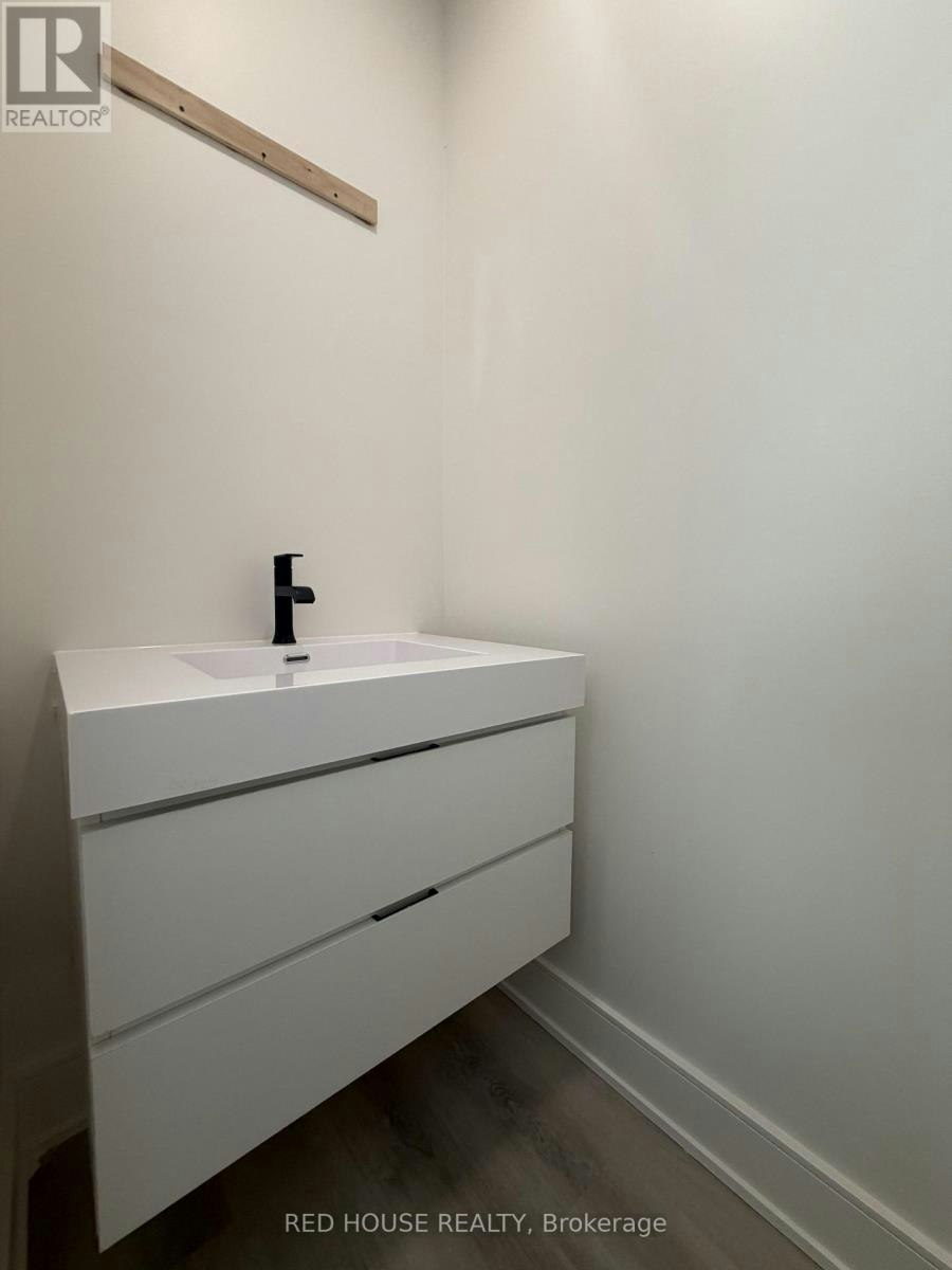 238 Ellis Avenue, St. Catharines, ON, L2P 0H2 - 7