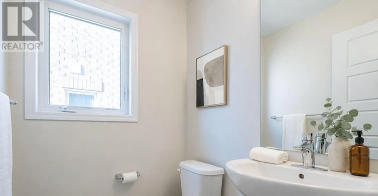 7734 Dockweed Drive, Niagara Falls, ON, L2H 3S2 - 9