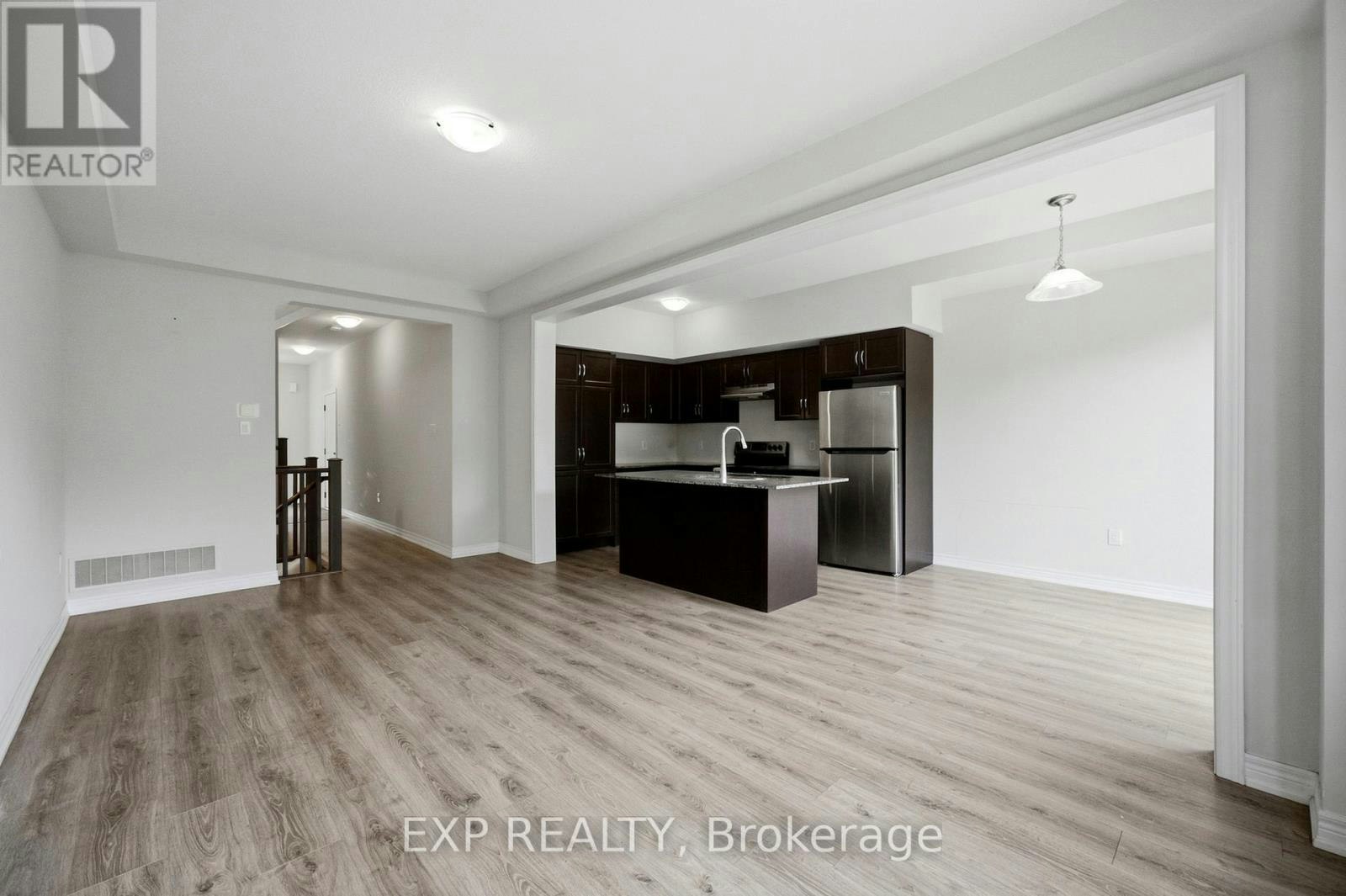32-10 Birmingham Drive, Cambridge, ON, N1R 0C5 - 11