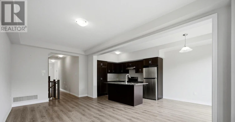 32-10 Birmingham Drive, Cambridge, ON, N1R 0C5 - 11