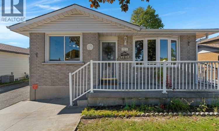 222 Thunderbird Drive