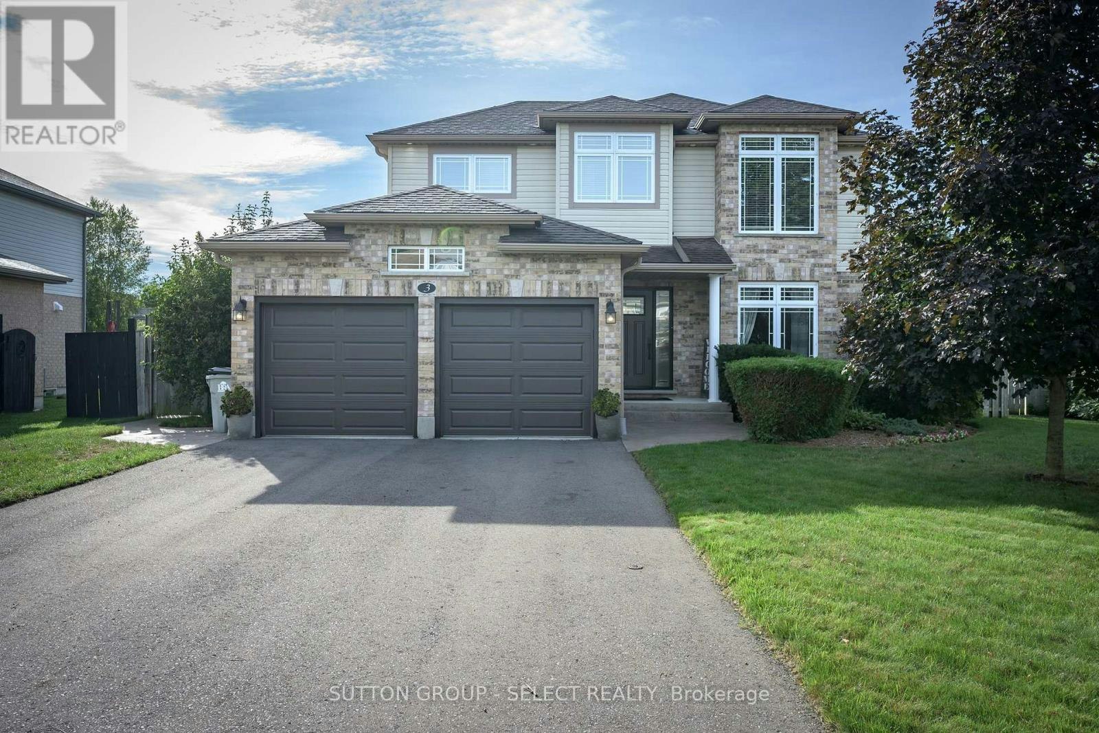 3 Fieldstone Crescent N, Komoka, ON, N0L 1R0