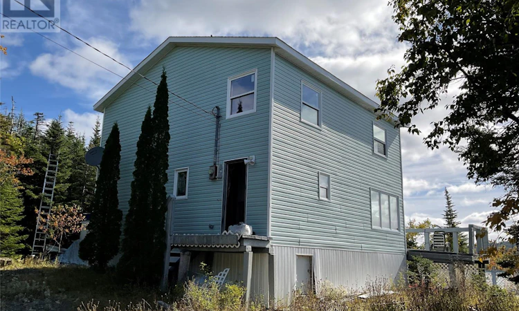 327 Middle Gull Pond Road