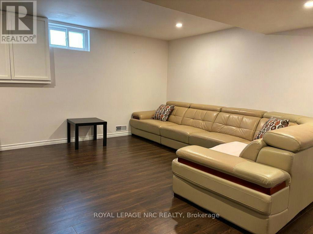 11 Rebecca Street, St. Catharines, ON, L2S 2G7 - 17
