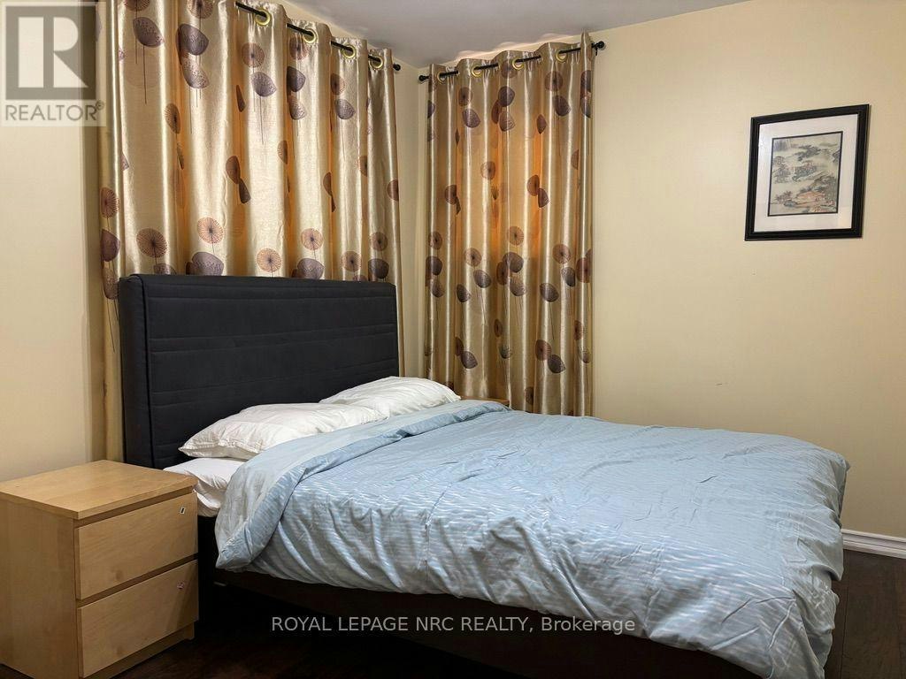 11 Rebecca Street, St. Catharines, ON, L2S 2G7 - 5