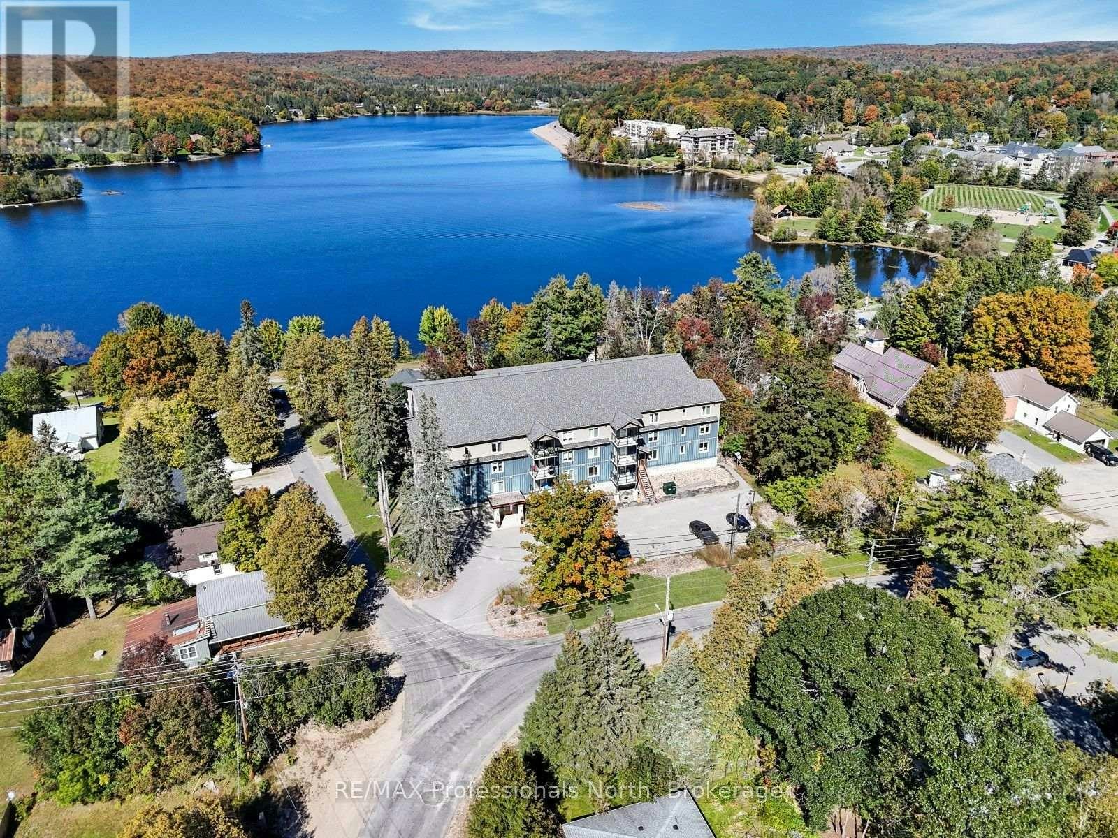 307-4 Lake Avenue, Dysart et al, ON, K0M 1S0
