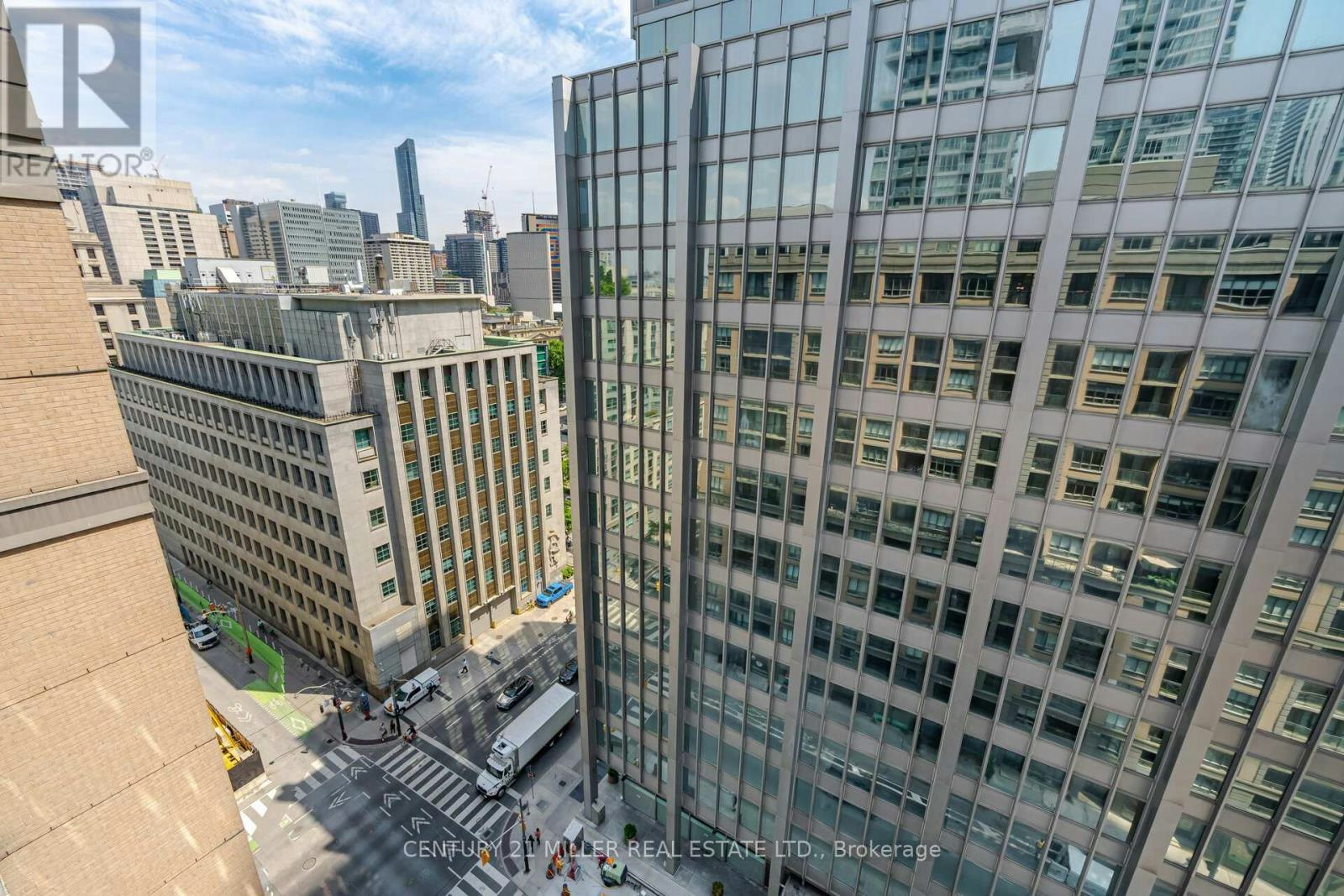 12-140 Simcoe Street, Toronto, ON, M5H 4E9 - 32