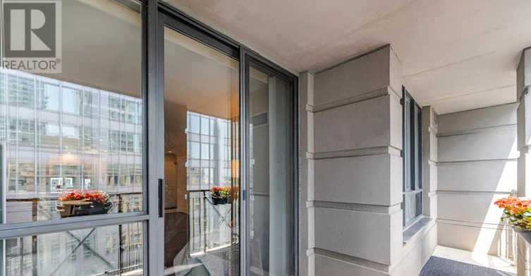 12-140 Simcoe Street, Toronto, ON, M5H 4E9 - 27