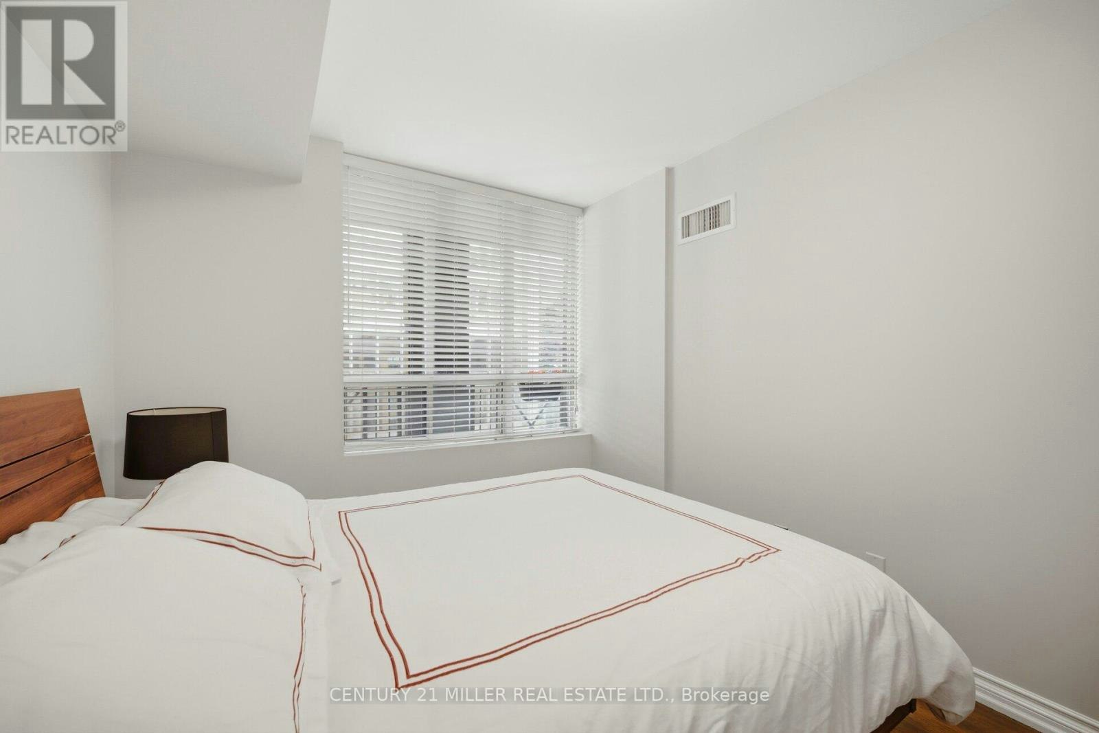 12-140 Simcoe Street, Toronto, ON, M5H 4E9 - 20
