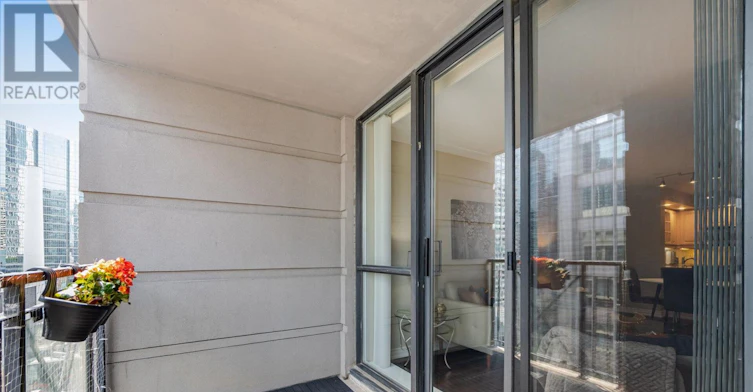 12-140 Simcoe Street, Toronto, ON, M5H 4E9 - 28