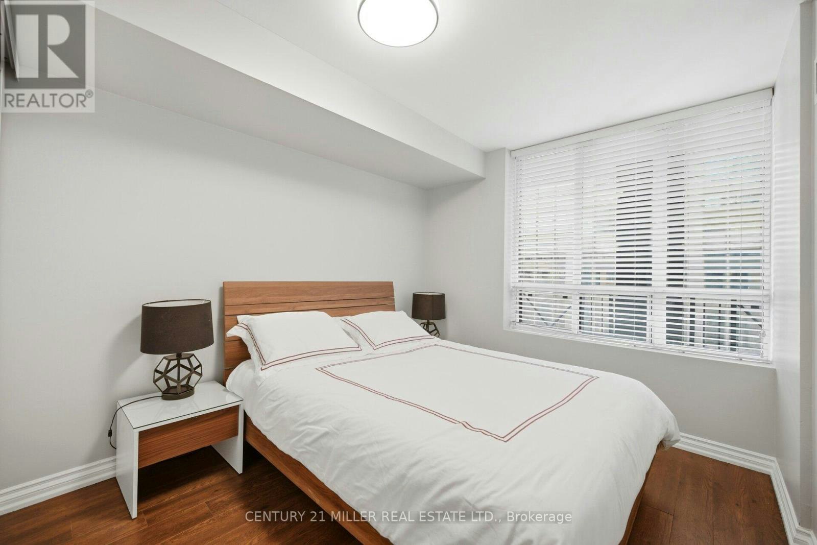 12-140 Simcoe Street, Toronto, ON, M5H 4E9 - 19