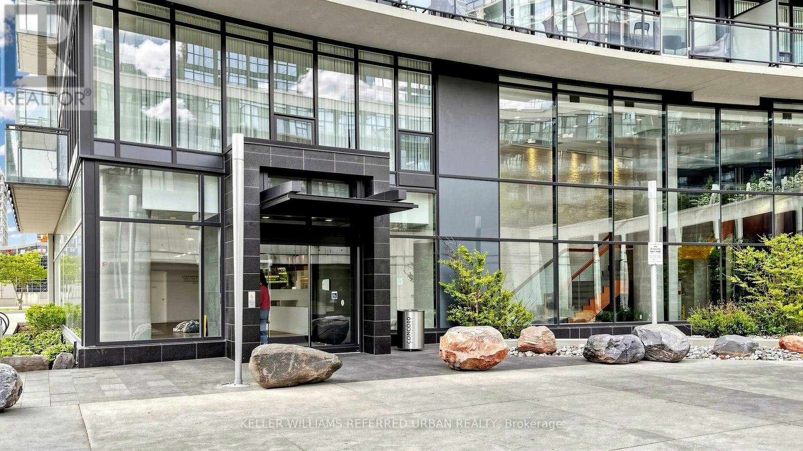 2306-25 Capreol Court, Toronto, ON, M5V 3Z7 - 4