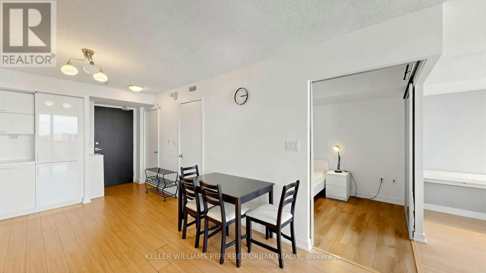 2306-25 Capreol Court, Toronto, ON, M5V 3Z7 - 17