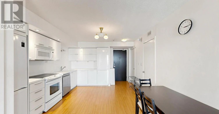 2306-25 Capreol Court, Toronto, ON, M5V 3Z7 - 16