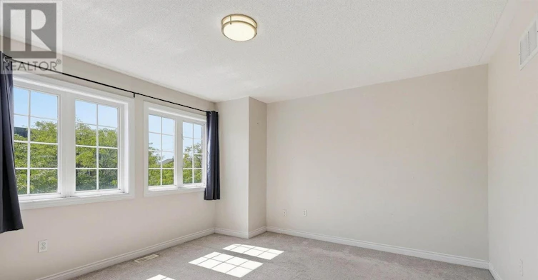 8 Gateway Court, Whitby, ON, L1R 3M9 - 20