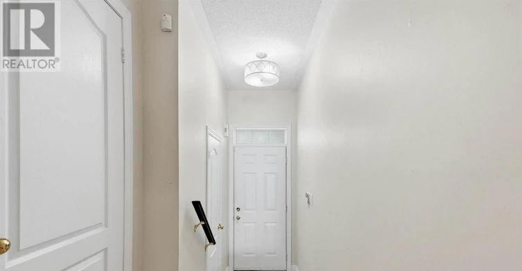 8 Gateway Court, Whitby, ON, L1R 3M9 - 6