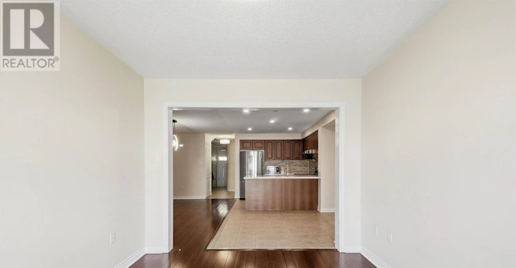 8 Gateway Court, Whitby, ON, L1R 3M9 - 16