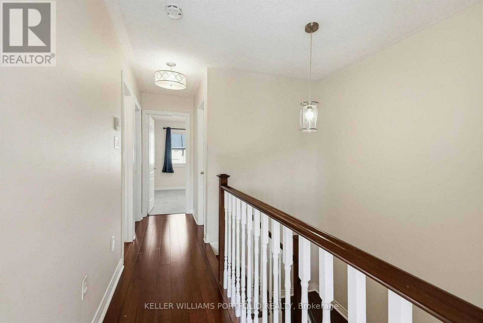 8 Gateway Court, Whitby, ON, L1R 3M9 - 19