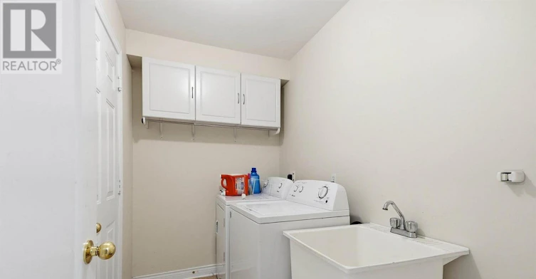 8 Gateway Court, Whitby, ON, L1R 3M9 - 40