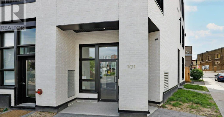 104-101 Pinhey Street, Ottawa, ON, K1Y 1T7 - 4