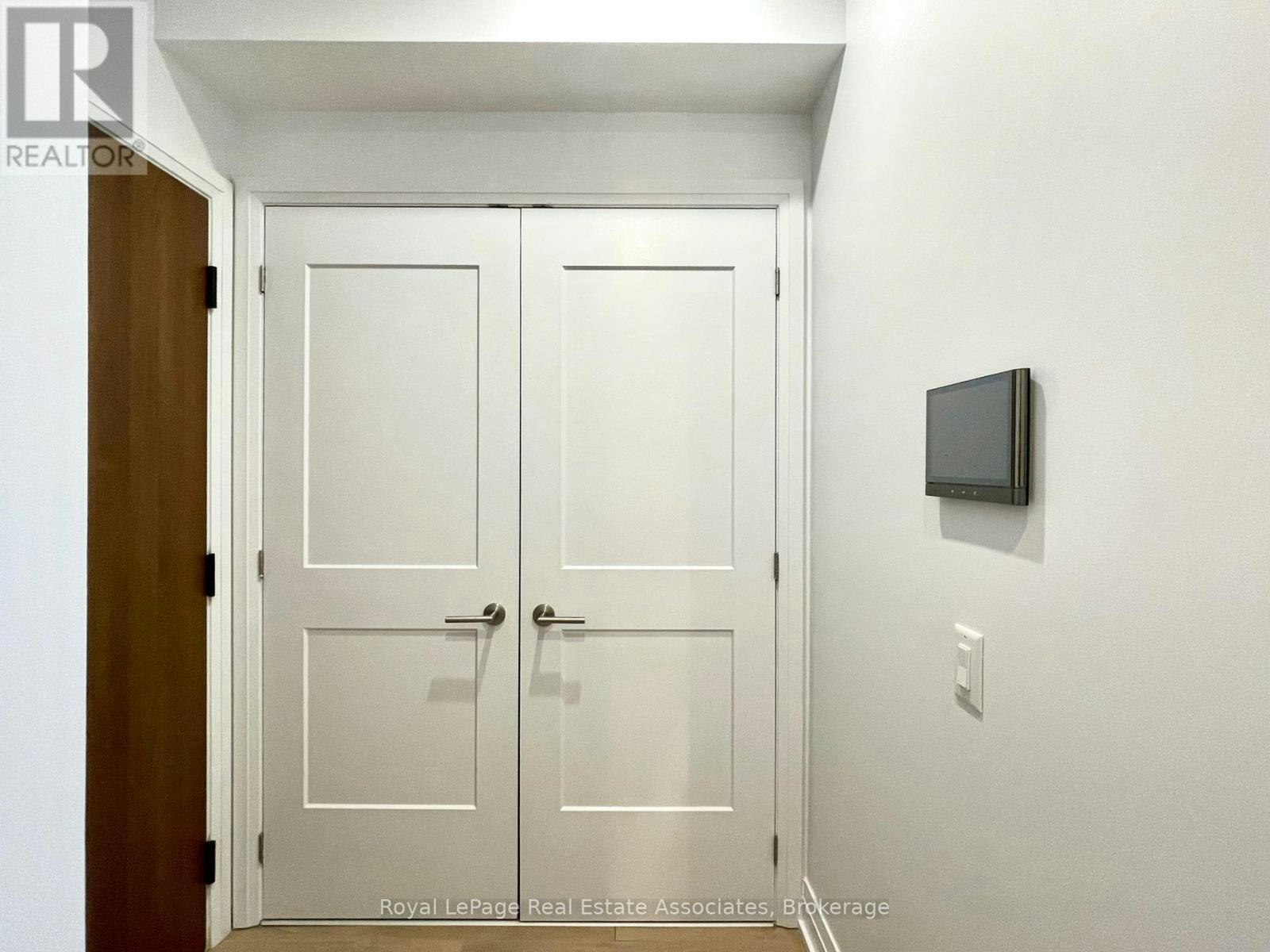 917-21 Park Street E, Mississauga, ON, L5G 1L7 - 23
