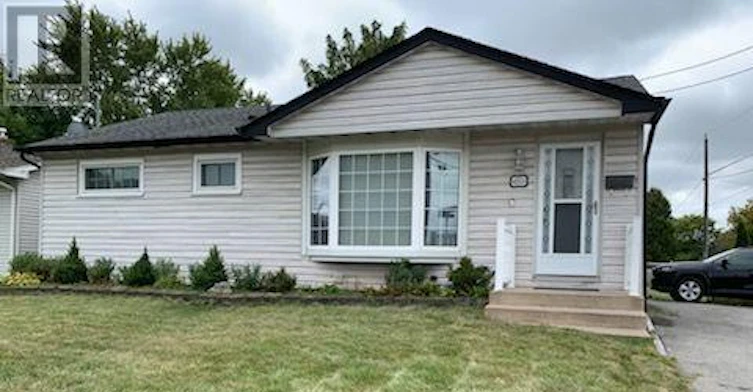 4551 Drummond Road, Niagara Falls, ON, L2E 6C8