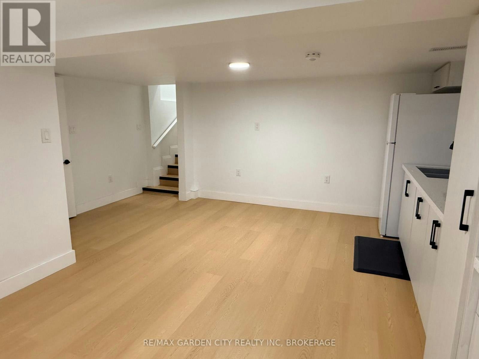 5261 Buchanan Avenue, Niagara Falls, ON, L2E 5A7 - 9