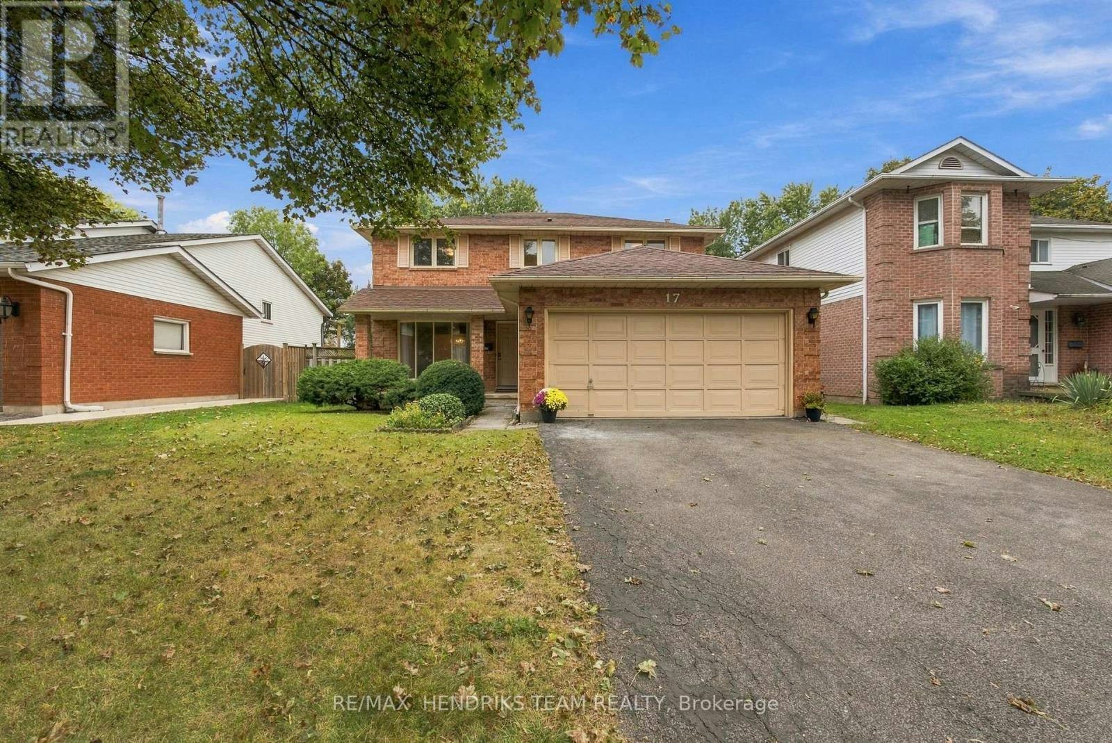 17 Farmington Drive, St. Catharines, ON, L2S 3E8