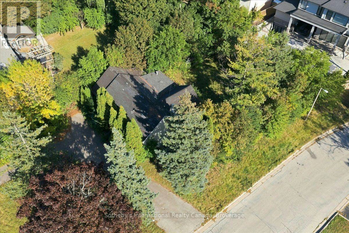 1428 Rebecca Street, Oakville, ON, L6L 1Z5