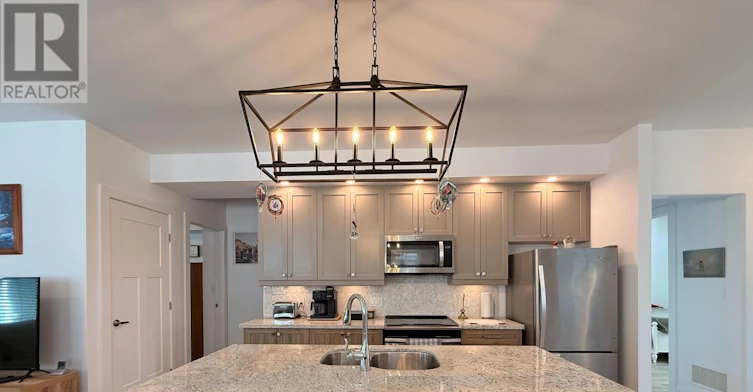 10 Samantha Lane, Midland, ON, L4R 0H4 - 7