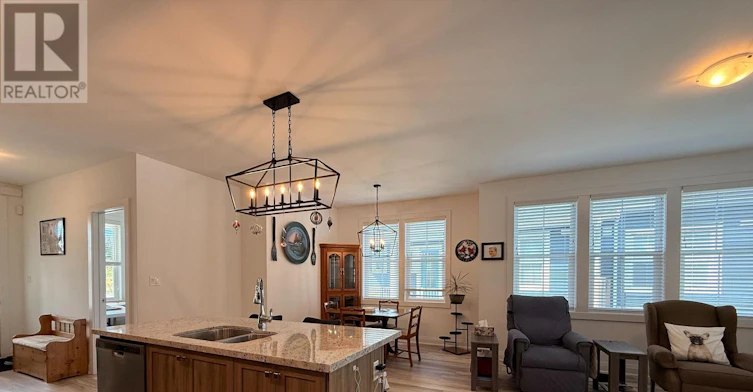 10 Samantha Lane, Midland, ON, L4R 0H4 - 8