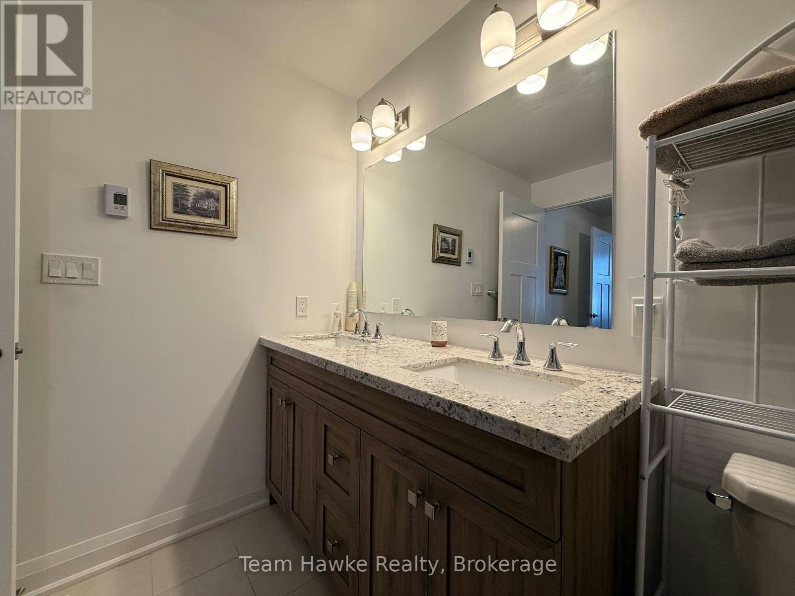 10 Samantha Lane, Midland, ON, L4R 0H4 - 16