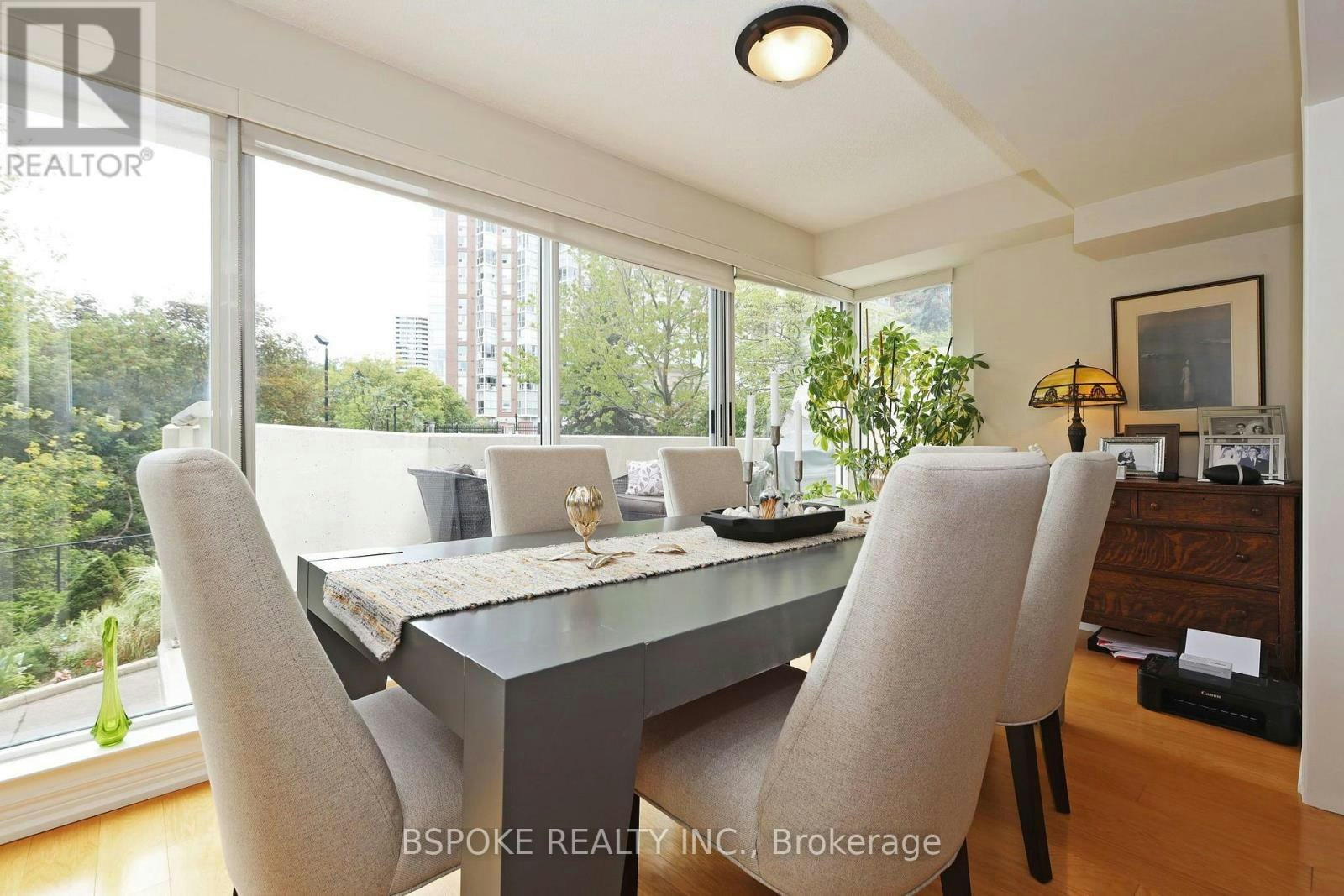 LC11-18 Concorde Place, Toronto, ON, M3C 3T9 - 11