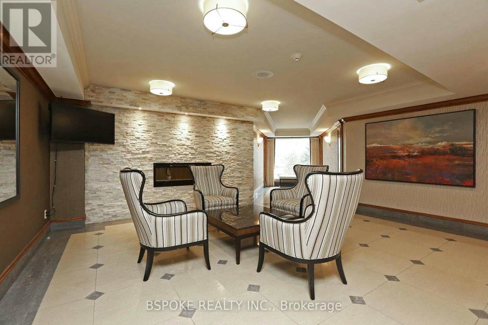 LC11-18 Concorde Place, Toronto, ON, M3C 3T9 - 29