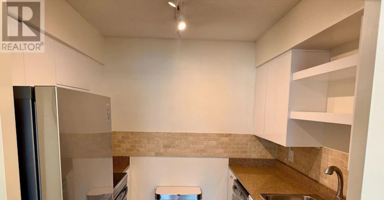 2102-361 Front Street W, Toronto, ON, M5V 3R5 - 11