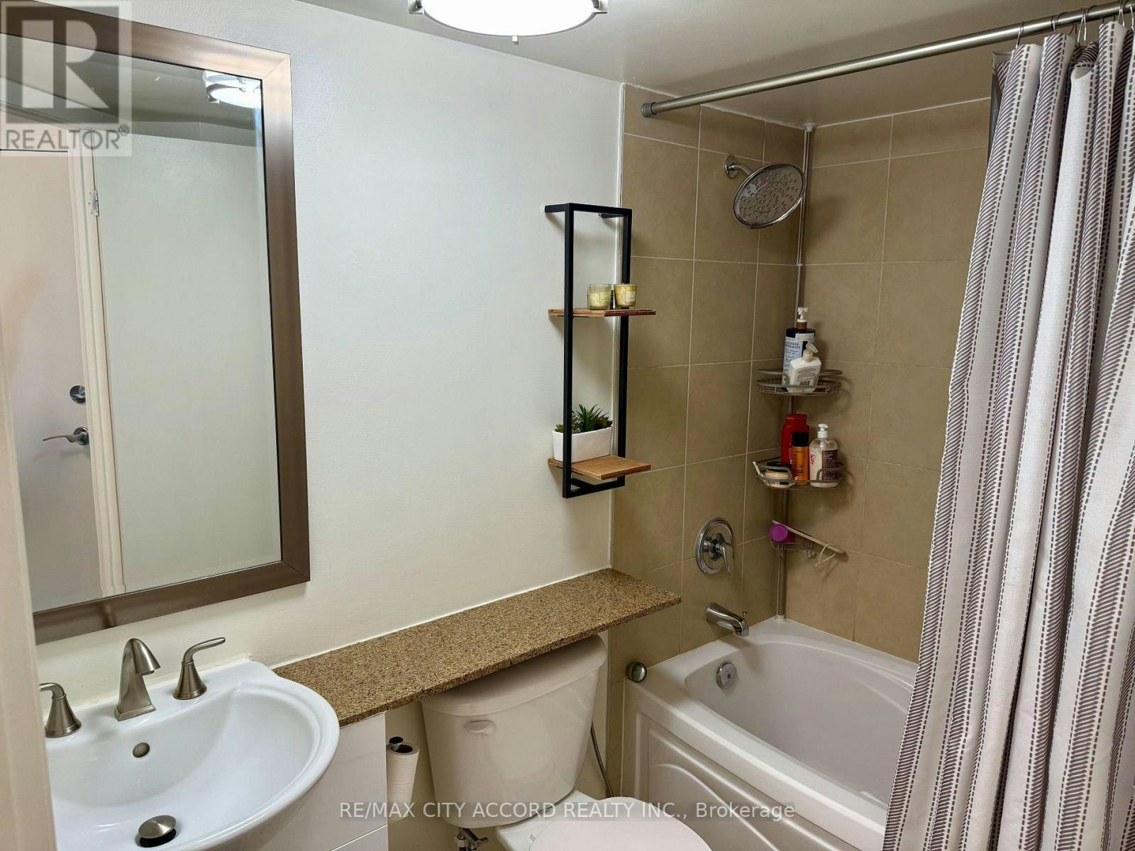 2102-361 Front Street W, Toronto, ON, M5V 3R5 - 16