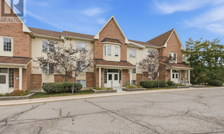 3-8 Petra Way