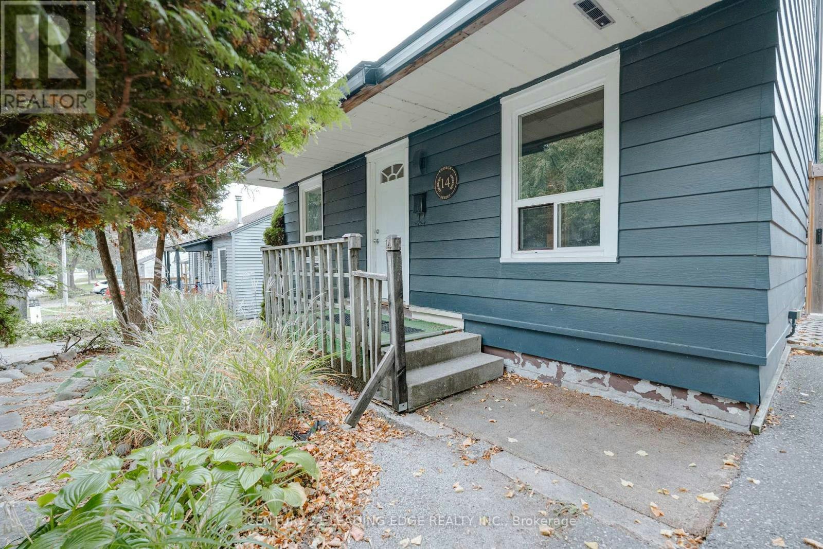14 George Street, Ajax, ON, L1S 1S5