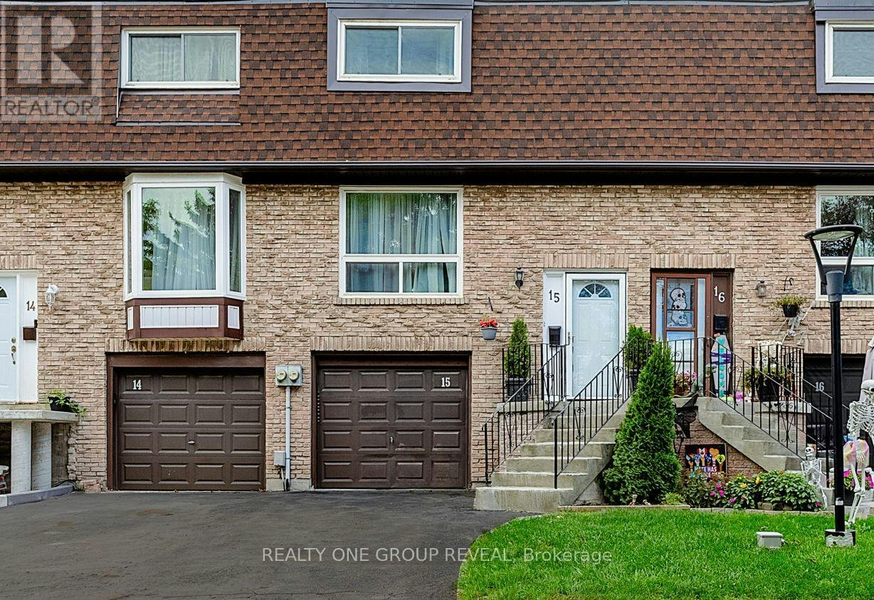15-222 Pearson Street, Oshawa, ON, L1G 7C6