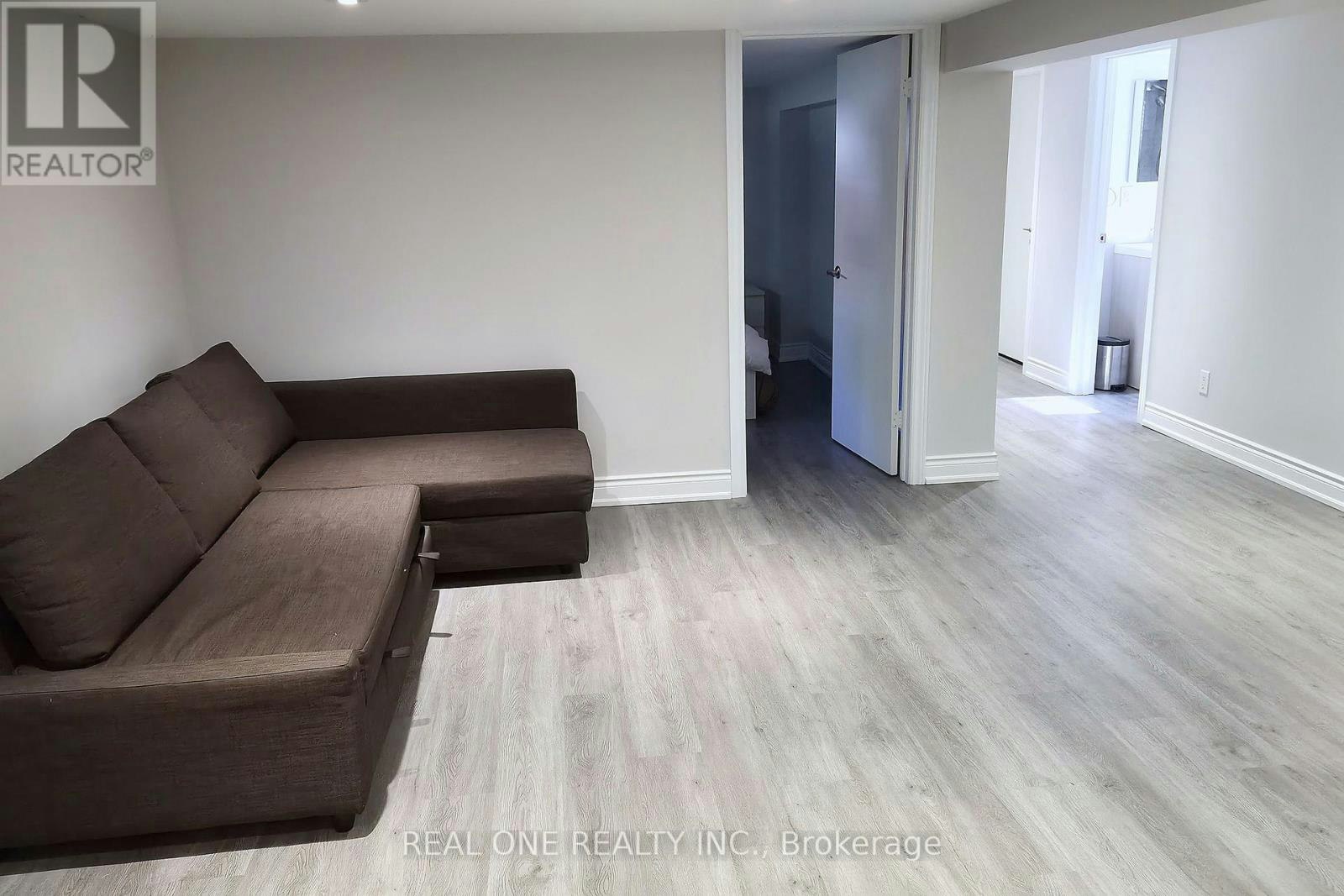 BASEMENT-15 Castille Avenue, Toronto, ON, M1R 2B9 - 14