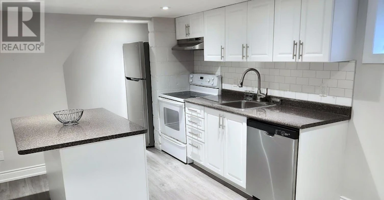 BASEMENT-15 Castille Avenue, Toronto, ON, M1R 2B9 - 13