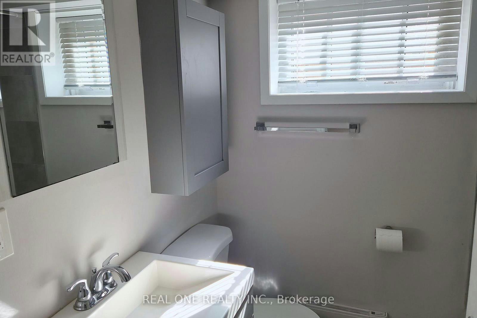 BASEMENT-15 Castille Avenue, Toronto, ON, M1R 2B9 - 22