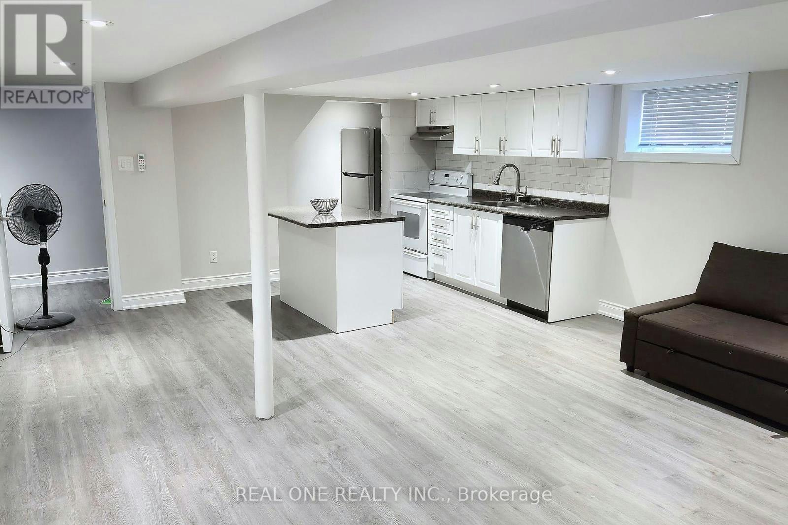 BASEMENT-15 Castille Avenue, Toronto, ON, M1R 2B9 - 24