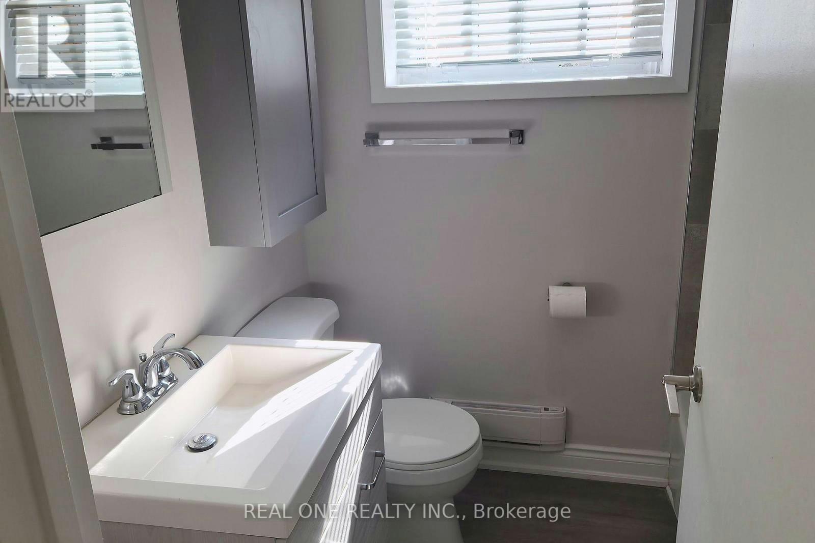 BASEMENT-15 Castille Avenue, Toronto, ON, M1R 2B9 - 19