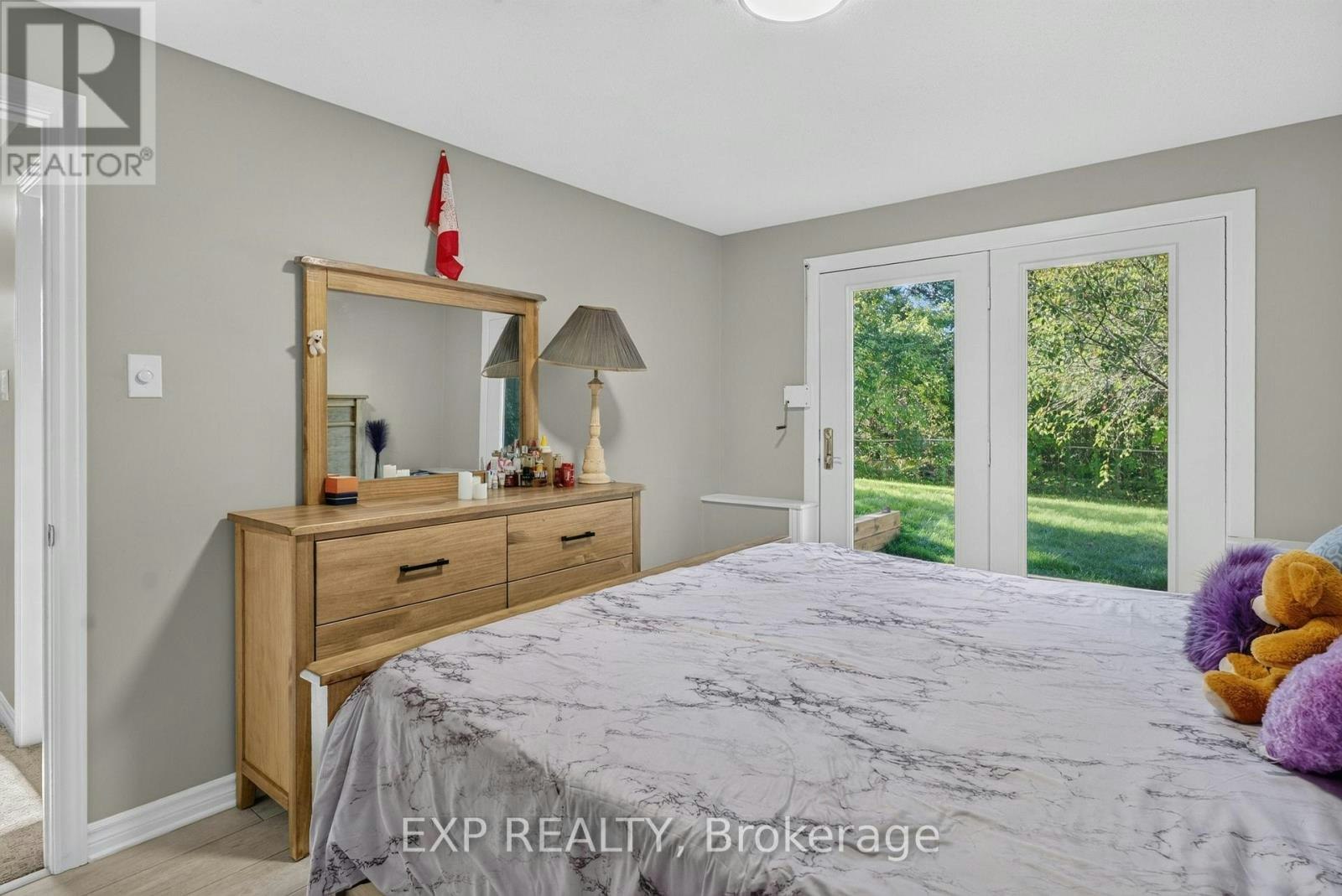 109 Woodfield Drive N, Ottawa, ON, K2G 0A1 - 26