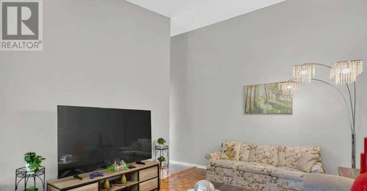 109 Woodfield Drive N, Ottawa, ON, K2G 0A1 - 7