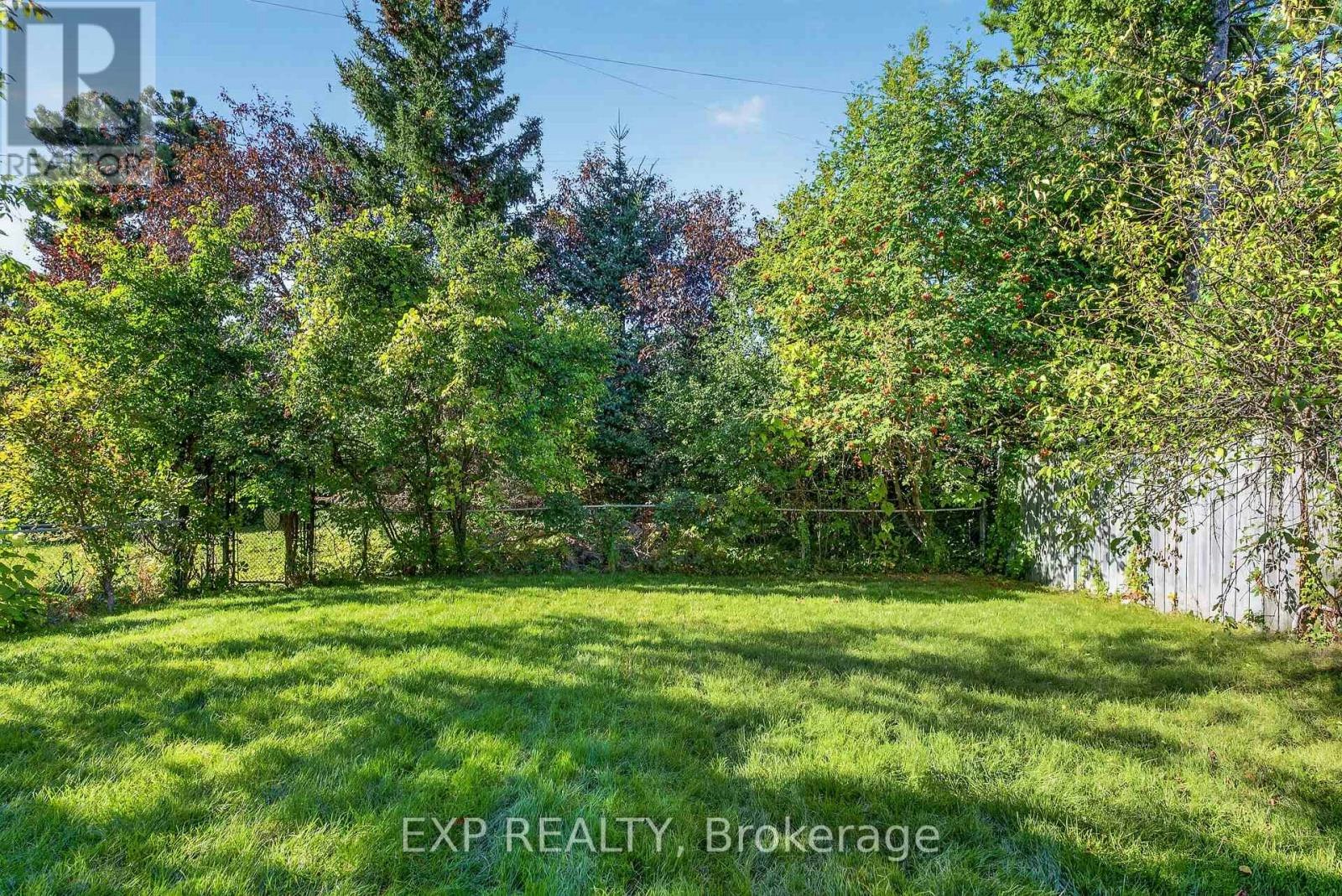 109 Woodfield Drive N, Ottawa, ON, K2G 0A1 - 38
