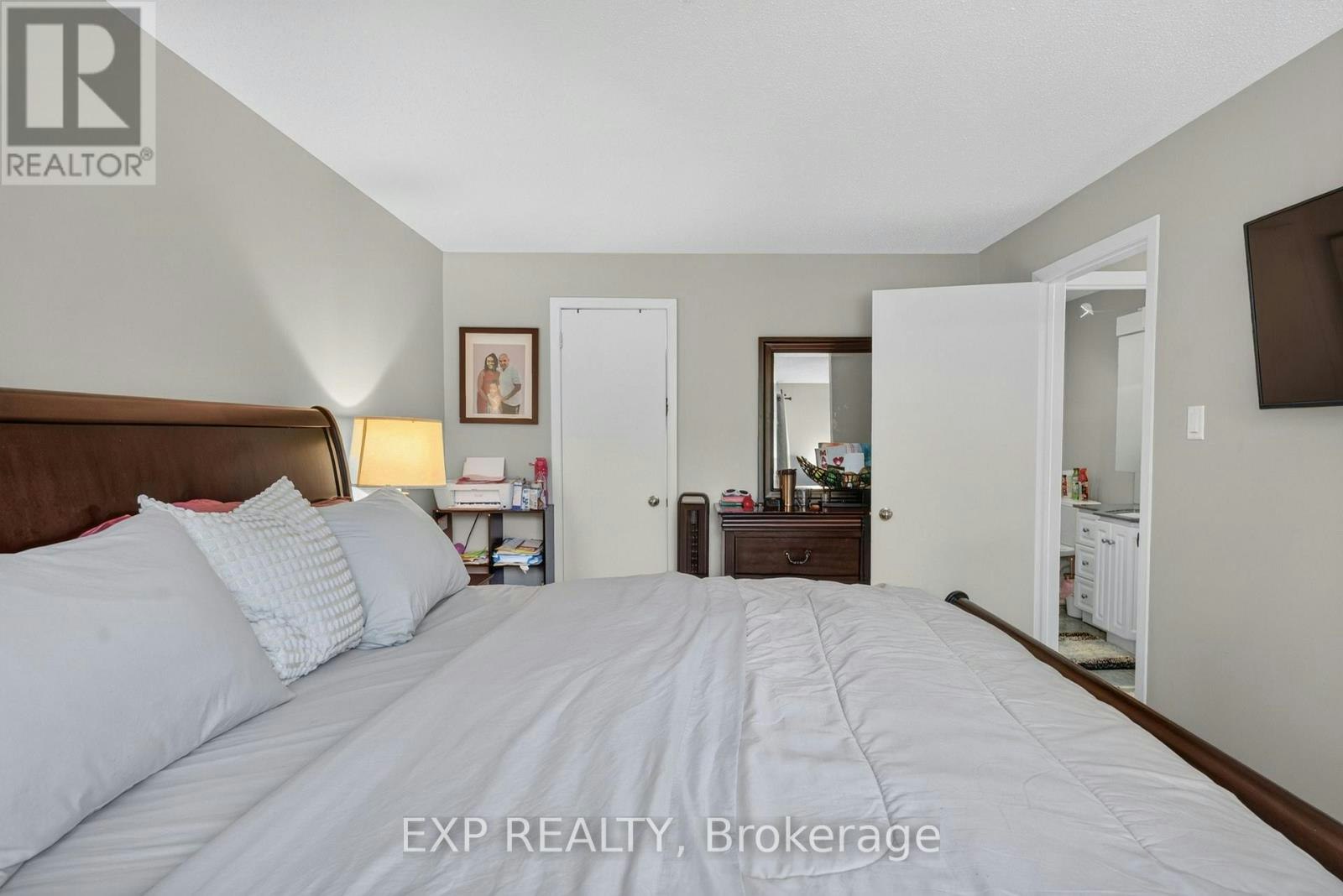 109 Woodfield Drive N, Ottawa, ON, K2G 0A1 - 18
